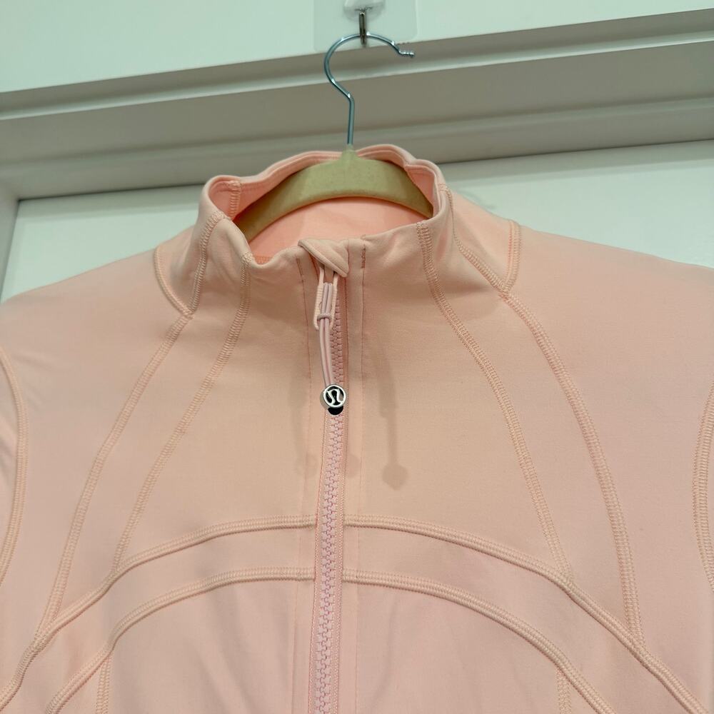 NWT Lululemon Define Jacket Nulu in Blush Quartz Size 8 - Picture 5 of 8
